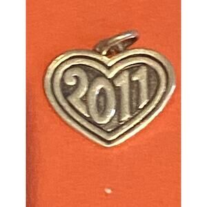 James Avery Retired Sterling Silver 2011 Year In Heart Charm